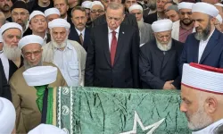 İsmailağa Cemaati lideri Hasan Kılıç'ın cenazesinde Cumhurbaşkanı Erdoğan da yer aldı!
