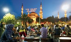 4 Nisan Perşembe günü İzmir, Ankara ve İstanbul 'da iftar saat kaçta açılacak?