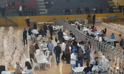 Gaziosmanpaşa'da oy sayımı devam ediyor: Sayım işlemleri sırasında gerginlik yaşandı