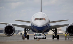 Boeing krizi: Mühendis uyarıyor, "Tüm 787 Dreamliner uçakları yere indirilmeli!"