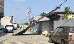 Fırtına Gaziantep'te hasara yol açtı|