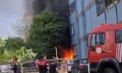 İzmit'te atıklar yüzünden 8 katlı binanın bahçesi alev alev yandı!