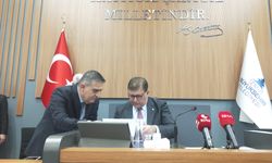 İzmir’de meclis heyecanı: Cemil Tugay başkanlığında ilk toplantı gerçekleştirildi!