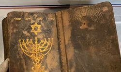 Bin yıllık İbranice el yazması kitap Hamur'da ele geçirildi