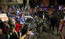İsrail'de protestolar aralıksız devam ediyor: Netanyahu hükümeti istifaya davet ediliyor!