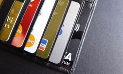 Bayram öncesi kredi kartlarındaki alışveriş faizi yüzde 5,53'e yükseldi