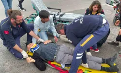 Aksaray'da elektrikli bisiklete ile otomobil kazasında yaşlı çift yaralandı!