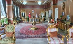 Yunusemre'nin yeni belediye başkanı Semih Balaban'dan makam odası sözleri: ''Bize uygun değil, oldukça lüks döşenmiş!''