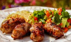 Sofranıza renk katacak ''Şeftali Kebabı'' tarifi: Şeftali Kebabı yapmanın püf noktaları