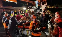 Yavuz Sultan Selim Köprüsü'nde tır kazası: 2 yaralı!