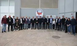 Trabzonspor Başkanı Doğan TSYD Trabzon Şubesi'ni Ziyaret Etti: "İyi Bir Sonuç Alıp Taraftarlarımıza Bir Kupa Kazandırmak