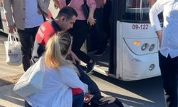 İzmir'de Belediye otobüsünde bir genç kalp krizi geçirdi!
