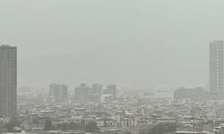 İzmir'de çöl tozu alarmı! Görüş mesafesi düştü, hava kalitesi etkilendi!