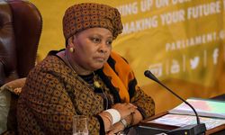 Güney Afrika'da Parlamento Başkanı, hakkındaki yolsuzluk iddialarının ardından istifa etti