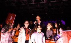 İstanbul, 23 Nisan Ulusal Egemenlik ve Çocuk Bayramı heyecanını Zeynep Bastık’ın sahne aldığı dev konserde kutladı
