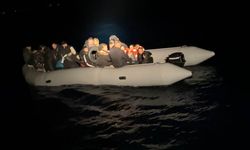 Dikili'de sahil güvenlik görev başında: 47 Düzensiz göçmen kurtarıldı!