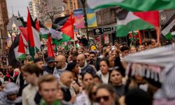 Eurovision'da siyasi gerilim! İsrail'in şarkısı yuhalandı, Filistin protestoları devam ediyor!