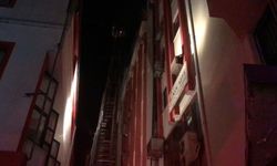 Bursa'da iş hanı yangını: İtfaiye ekipleri yangını söndürdü