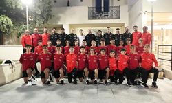 Arda Güler'den U14 milli takım oyuncularına ilham veren ziyaret