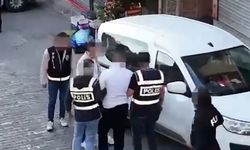 İzmir'de aranan şahıslara yönelik 124 adrese eş zamanlı baskın