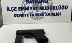 Bayraklı'da polis operasyonu: Cinayet zanlısı ve hırsız gözaltına alındı!