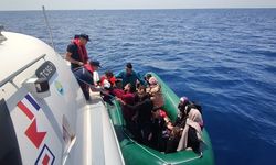 Dikili ve Urla'da göçmen kaçakçılığı! 48 göçmen kurtarıldı