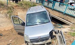 Adana'da iki aracın çarpıştığı kazada, 5 kişi yaralandı!