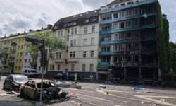 Düsseldorf'ta kundaklama sonucu yangın: 18 yaşındaki Türk genç hayatını kaybetti!