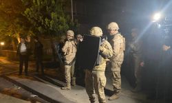 Ankara'da Jandarmadan operasyon: Firari şahıs kıskıvrak yakalandı!