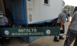 Antalya'da gizem: Evinden gelen koku üzerine ihbar edilen kişi ölü bulundu