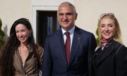 Kültür ve Turizm Bakanı ile eşi Pervin Ersoy’dan Türk Heykeltraşa Ziyaret