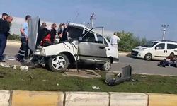 Karabük'te Tofaş kontrolünü kaybedip direğe çarpıştı: Sürücü ağır yaralı!