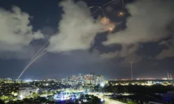 İsrail'in kalbinde güvenlik zafiyeti! Demir kubbe ıskaladı, füze tam isabet etti