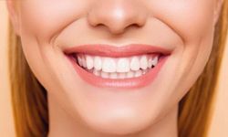 Yaşlanmayla artan ağız ve diş problemleri: önleme ve tedavi stratejileri