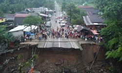 Endonezya'da sel ve heyelan felaketi: 15 can kaybı!