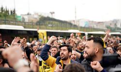 Büyük derbiye saatler kala: Fenerbahçe taraftarları RAMS Park'a geldi!