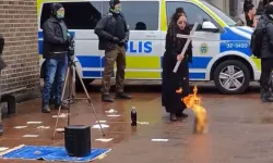 İsveç'te skandal: Bir kadın üçüncü kez Kur'an yaktı