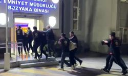İzmir'deki silahlı saldırı olayının failleri Çeşme'de yakalandı!