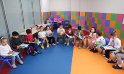 Konak'ta okuyan bir gelecek inşa ediliyor: Dezavantajlı çocuklara kitapla fırsat eşitliği