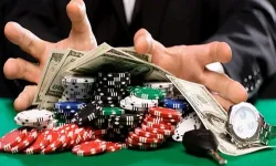 Bornova'da kumar oynadılar, 488 bin lira cezaya çarptırıldılar