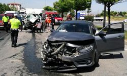 Malatya'da zincirleme kaza, 3 kişi yaralandı: Araçlar kullanılamaz halde!
