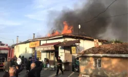 Kula'da yangın: 2 ev ve 1 iş yeri kullanılamaz hale geldi!