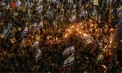 İsrail halkı ayaklandı: ''Ya ateşkesi kabul edin ya da sokakları yakarız!''