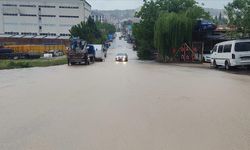Şiddetli yağış ve rüzgar Türkiye'nin birçok yerinde hasara yol açtı!