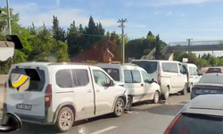 Yalova'da korkutan kaza: 5 araç birbirine girdi!
