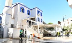 Çiğli Belediyesi bayrama hazır: Detaylı temizlik gerçekleştirildi!