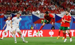 A Milli Futbol Takımı'nın grubunda işler kızıştı: Portekiz, Çekya'yı son dakika golüyle geçti!