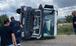 Amasya'da beton mikseri kontrolden çıkarak devrildi: 1 yaralı