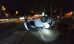 Bursa'da otomobil taksiye çarptı: 3 yaralı