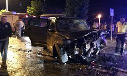 Ciple otomobilin kafa kafaya çarpıştığı kazada 1 kişi öldü, 1 kişi yaralandı